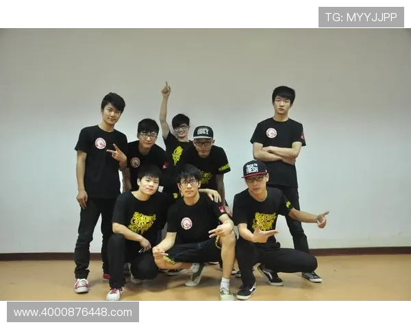 深圳街舞队荣登街舞战术排行榜第九名展现实力与风采 深圳街舞队荣登街舞战术排行榜第九名展现实力与风采