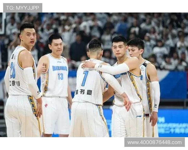 2020年广东队与首钢队精彩对决全场集锦回顾与分析