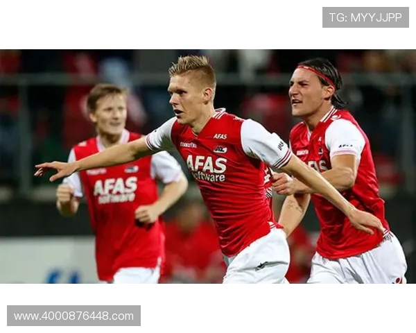 埃蒂安与卡昂的激烈对决谁能在法乙赛场上笑到最后 埃蒂安与卡昂的激烈对决谁能在法乙赛场上笑到最后